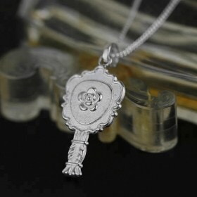Unique-silver-fashion-letter-pendant-jewelry (4)73